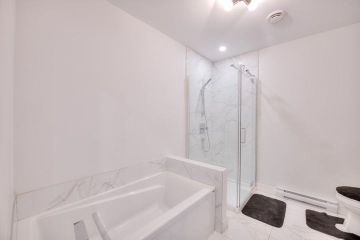 Bain et douche vitrée