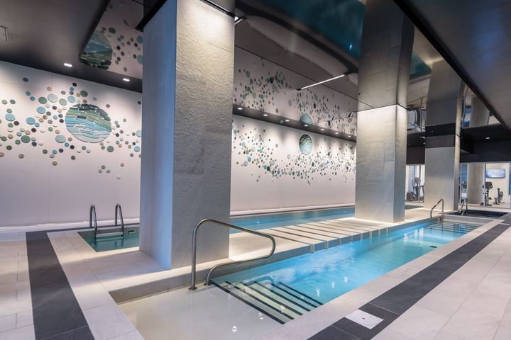 Piscine intérieure